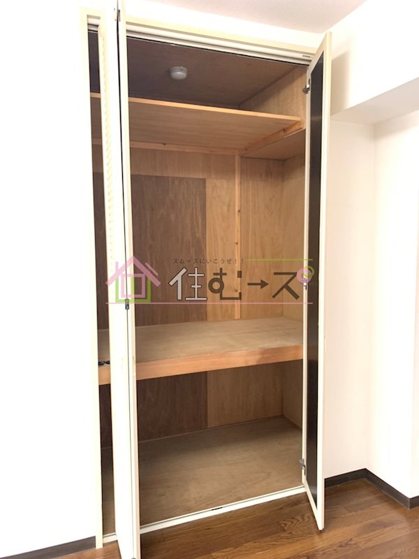 ダゼアマンション 収納