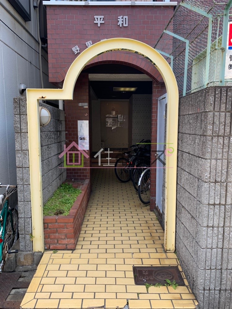エス・テラス大阪ウエスト エントランス