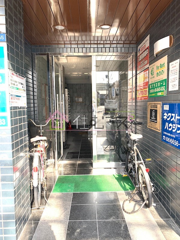 コーポ南津守 エントランス