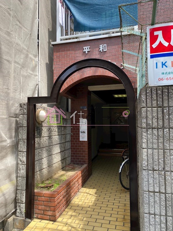 エス・テラス大阪ウエスト エントランス