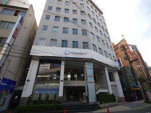 グローアメ村ビル ｸﾞﾗﾑｰﾙ美容専門学校