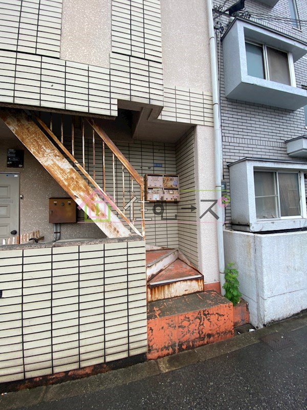 ヒューマンプラザC棟 エントランス