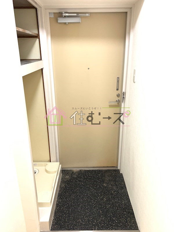 GSハイム中之島 玄関