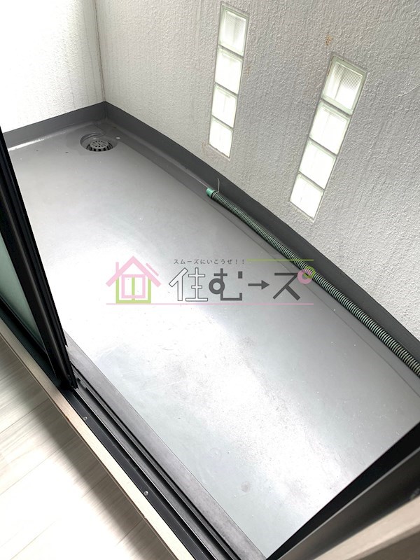 クレセント都島 ベランダ
