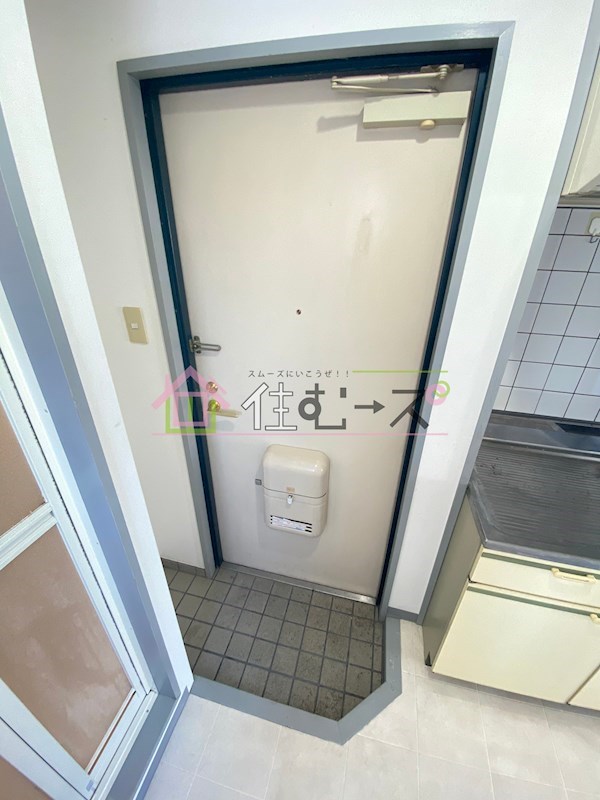 グローバル 玄関
