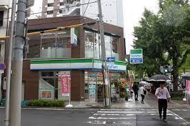 プレジオ中之島 ﾌｧﾐﾘｰﾏｰﾄ 江戸堀二丁目店