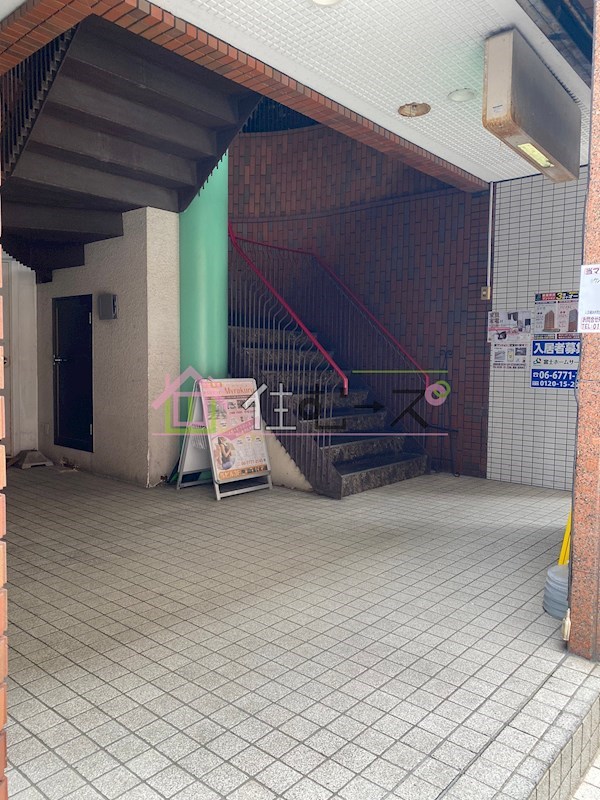ビューシャルム上本町 エントランス