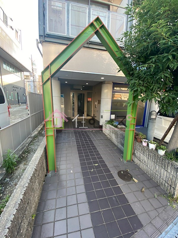 Green Villa森小路 エントランス