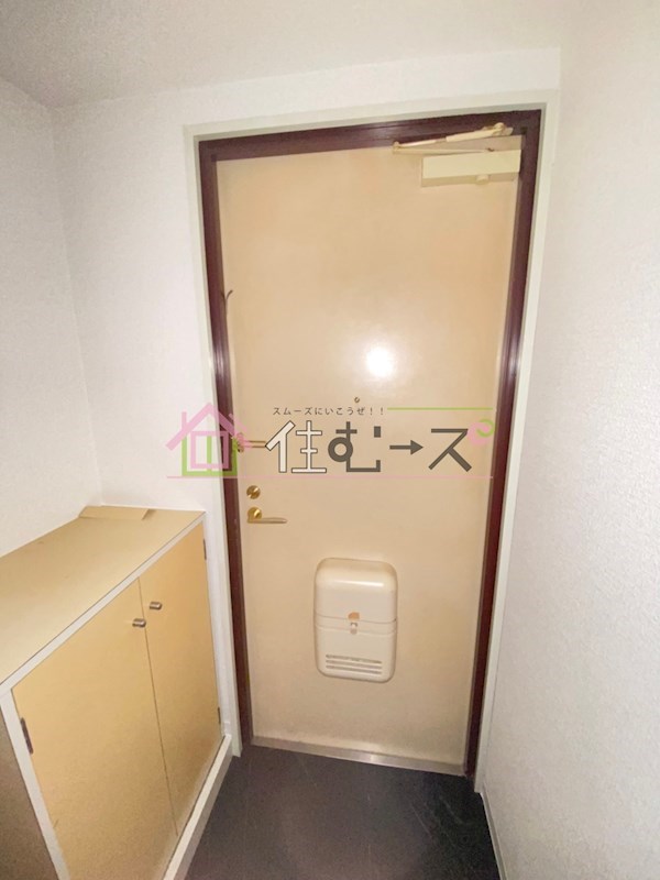 パラディ梅南 玄関