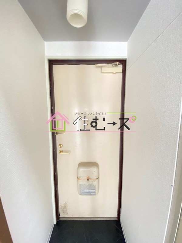 パラディ梅南 玄関
