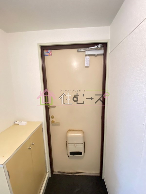 パラディ梅南 玄関