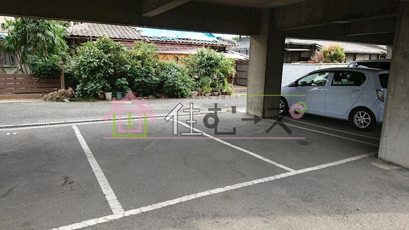 ORG003 駐車場