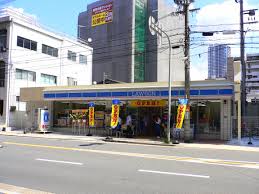 Collection中崎Ⅱ ﾛｰｿﾝ 中崎二丁目店