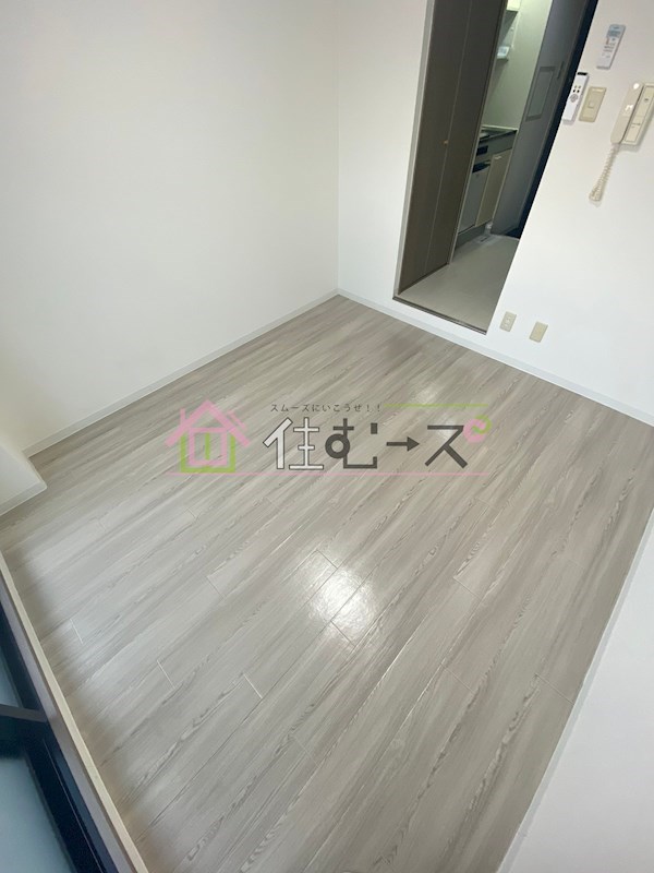 クレセント都島 リビング