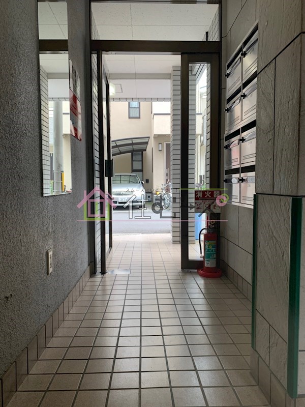 コーポアイリス ロビー