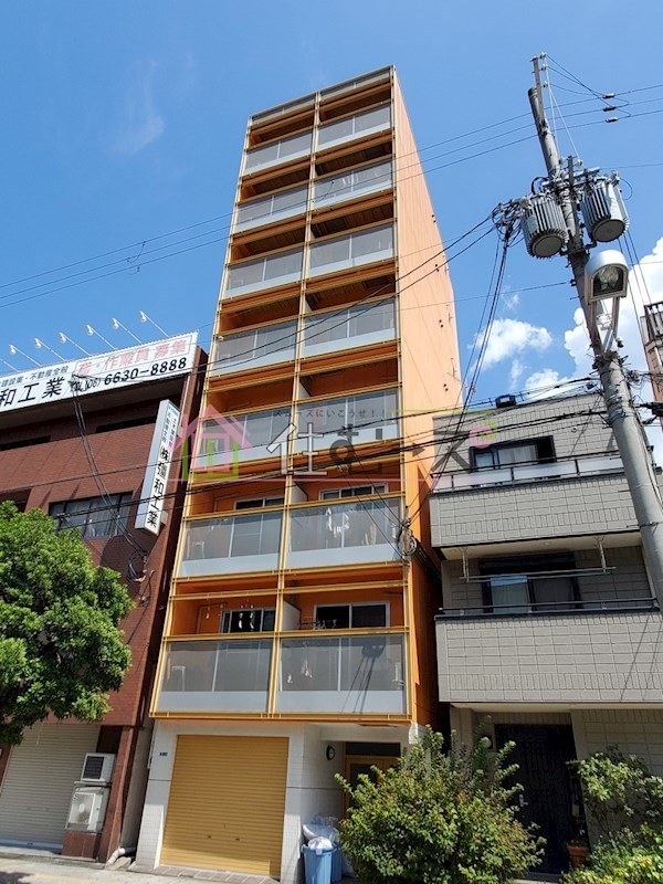 NANIWA一番館 外観