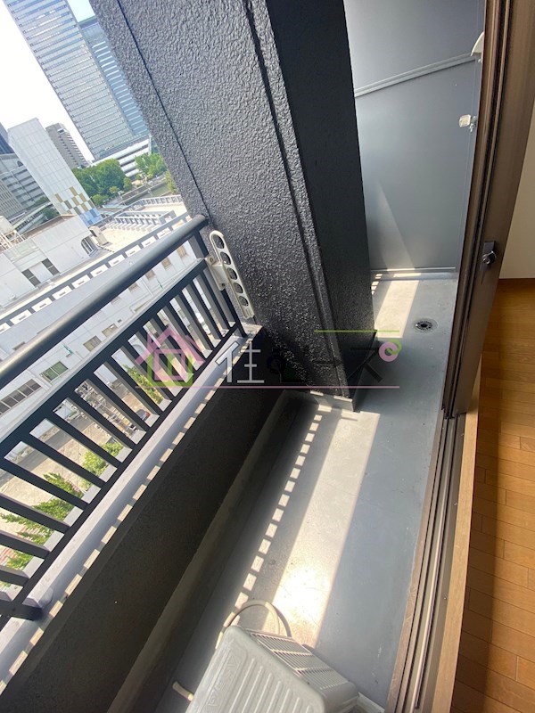 おおきに京橋駅前ビル ベランダ