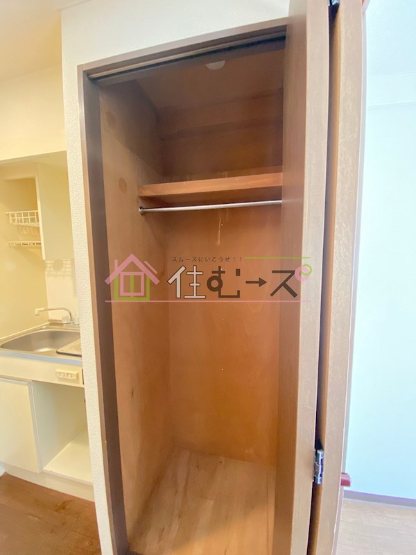 シロミズビル 収納