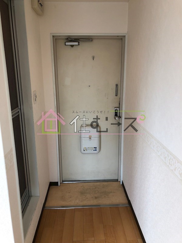 K・菅原ハイツ 玄関