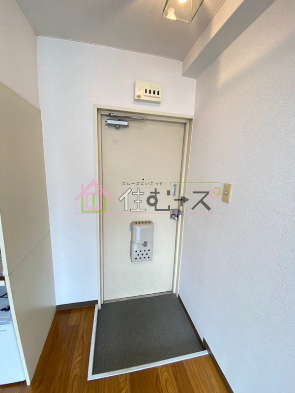 シティハイツ鷺洲 玄関
