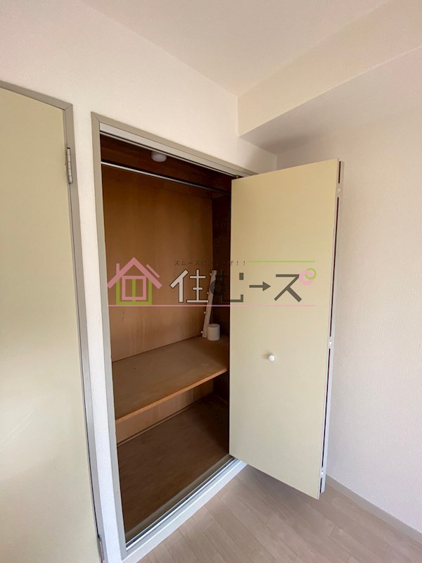 ENA阿波座西 収納