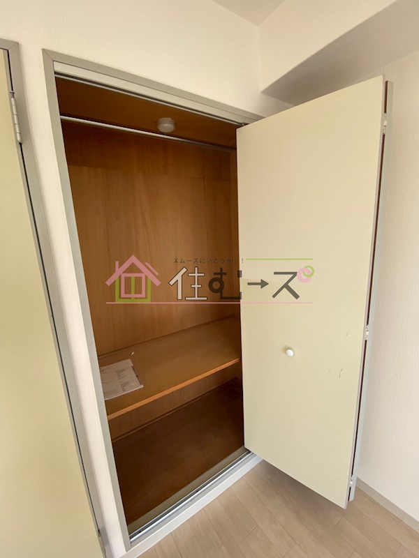 ENA阿波座西 収納