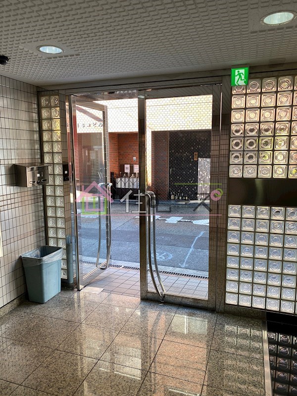 アクエルド東心斎橋 ロビー