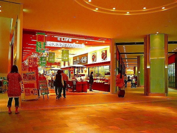 エスリード難波駅前  ライフなんば店