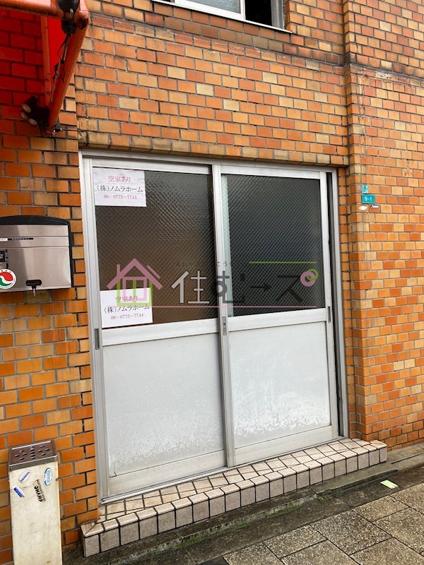 中嶋ビル エントランス