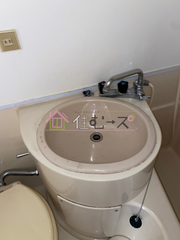 フォーリーブスイン上本町 洗面所