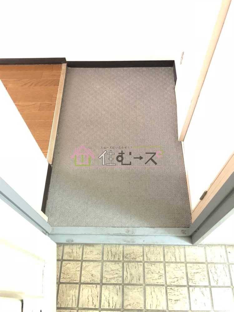 アパートメント東成Ⅱ  玄関