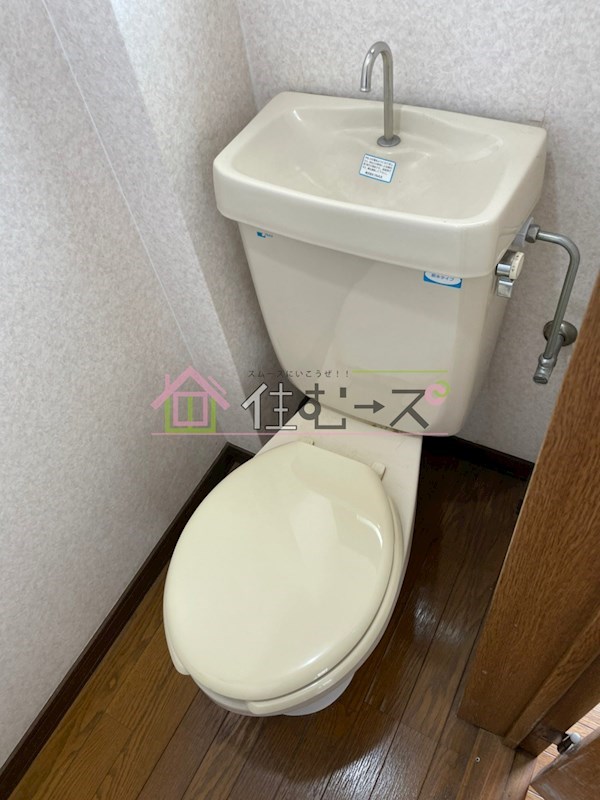 HOUSE SHINGAI トイレ