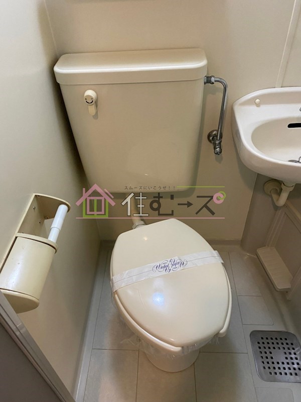 KUWADA トイレ