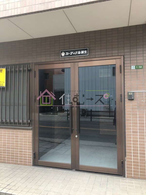 セラ聖賢 エントランス
