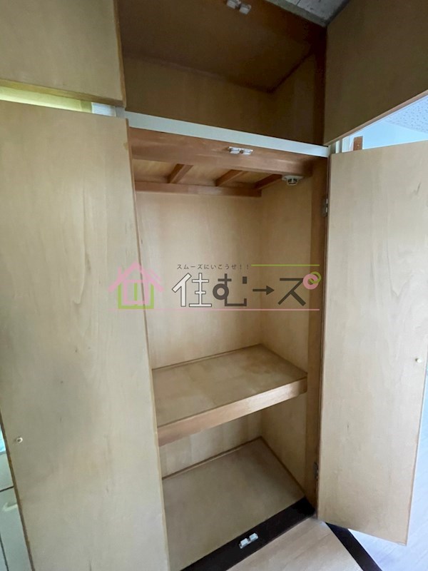 ハイツ新今宮 収納