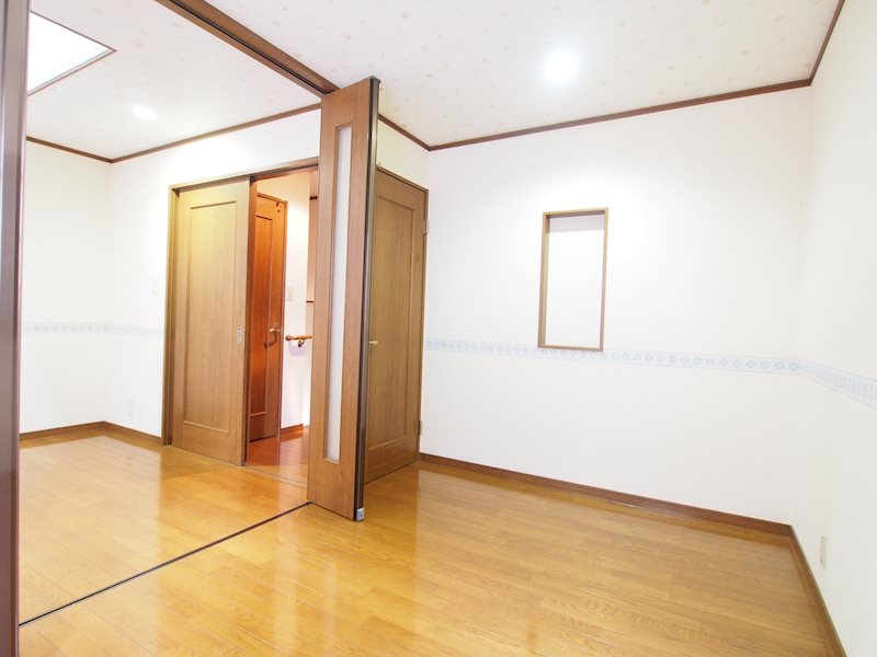 諸福５丁目戸建 3階洋室10.5帖