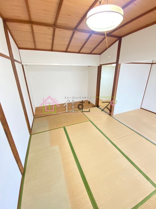 小路東3丁目戸建 リビング