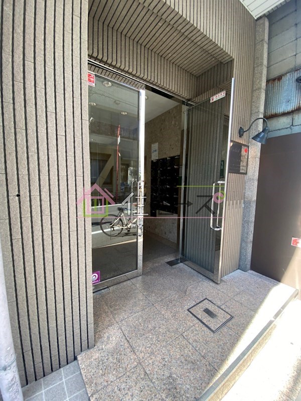 オーキッドコート北堀江 エントランス