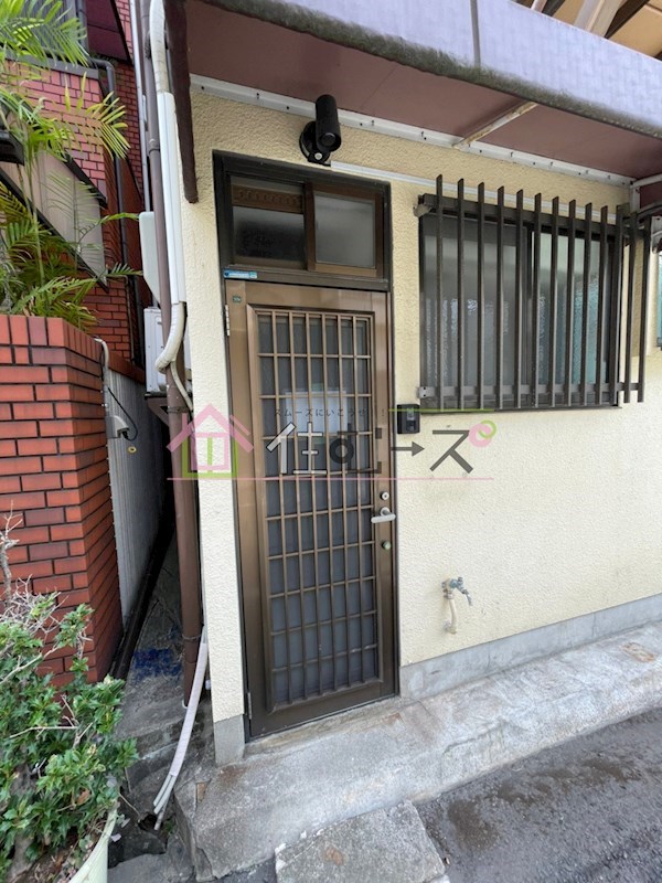 北区大淀中5丁目　貸家 エントランス