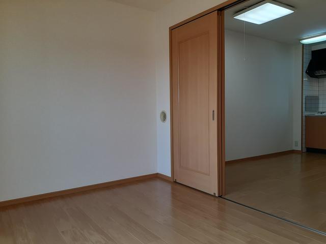 エムズコート ベッドルーム