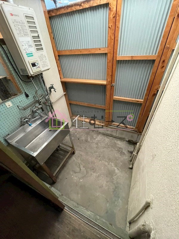 流町3丁目貸家 ベランダ