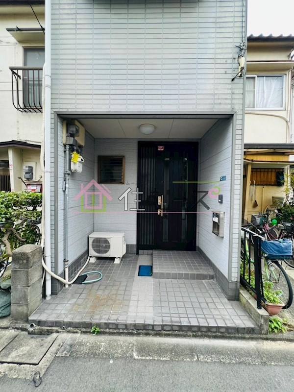 守口市金田町1丁目テラスハウス エントランス