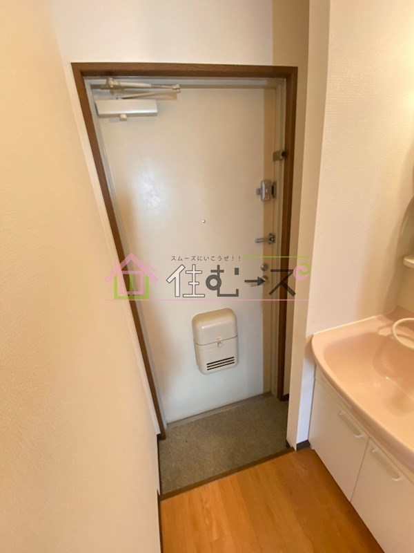 クレールキリヤマ 玄関