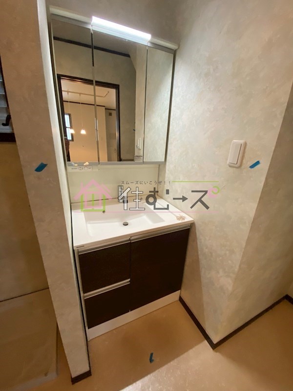 恵美須西2丁目戸建 洗面所