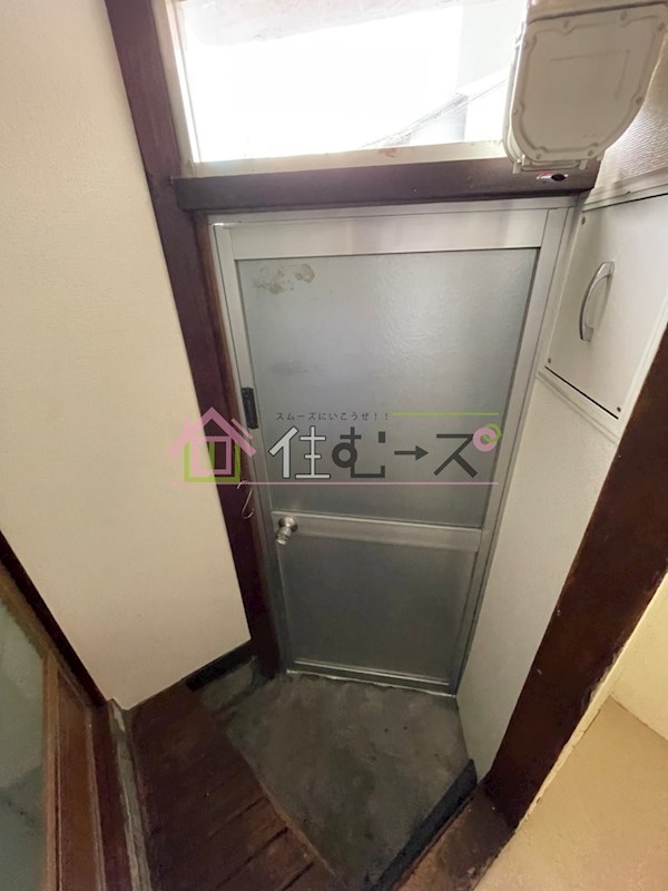 長橋ハイツ 玄関