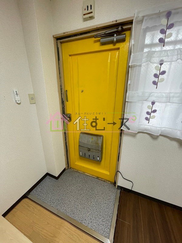 橘マンション 玄関