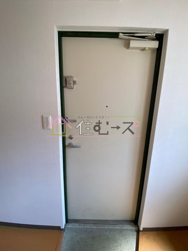 シャルマン森 玄関