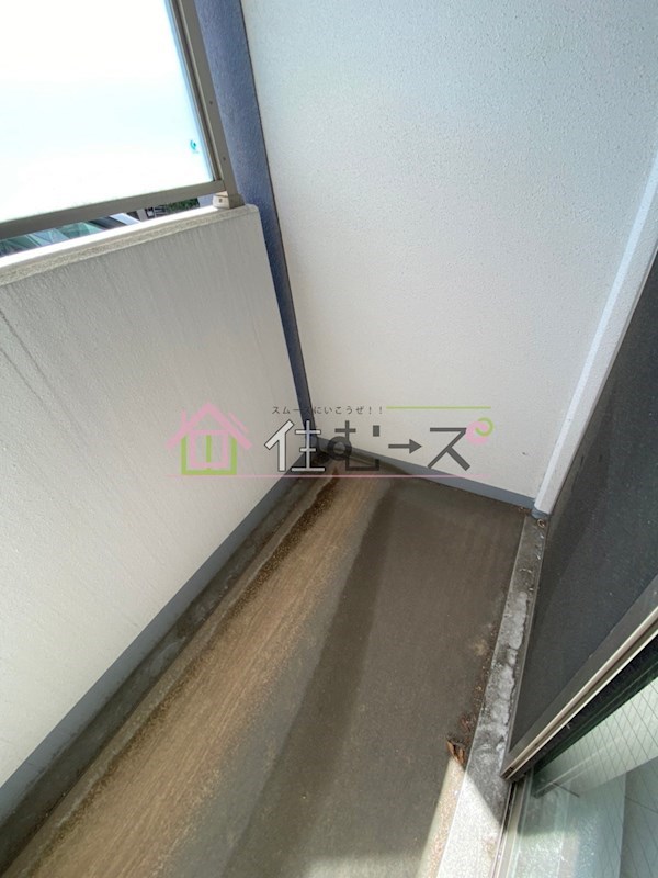 エスカーサ大阪WEST九条駅前 ベランダ