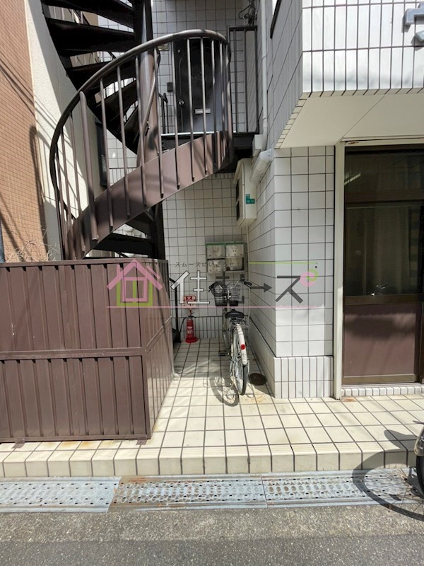 ヴィラ盛都 エントランス