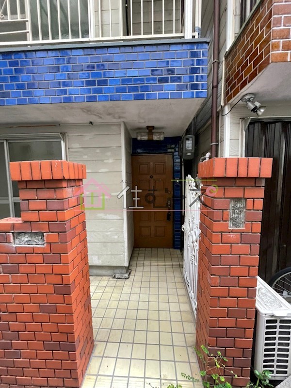 諏訪1丁目貸家 エントランス